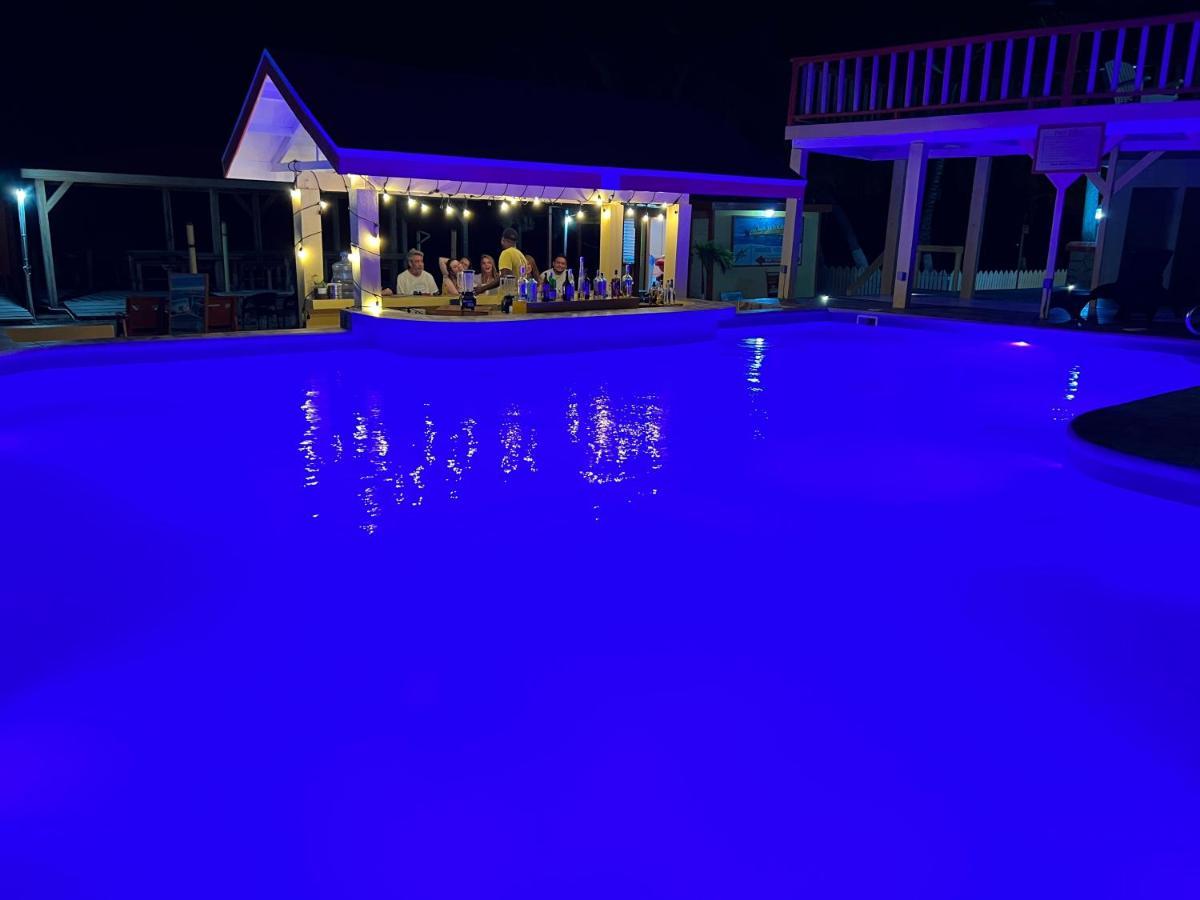 Tropical Paradise Caye Caulker Bagian luar foto