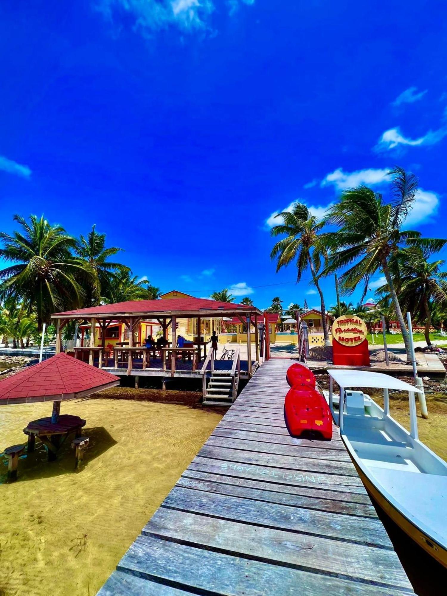 Tropical Paradise Caye Caulker Bagian luar foto